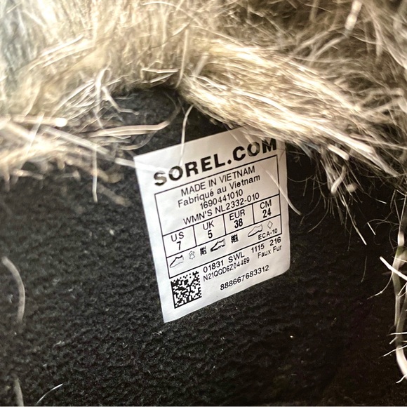 Sorel Women's Tofino II Black Faux Fur-Lined Waterproof Winter Boots - Size 7 - Picture 13 of 16